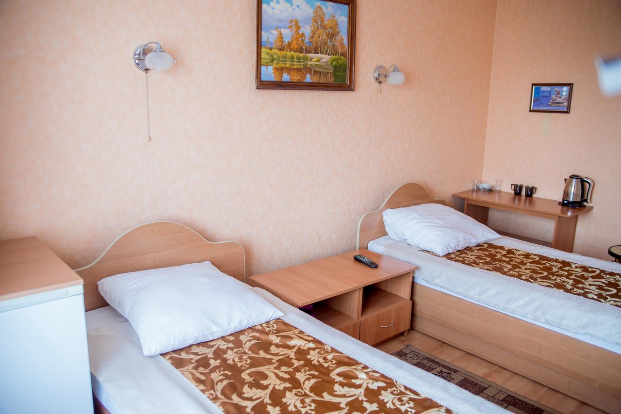 Dniprovski Zori Krementsjoek Buitenkant foto